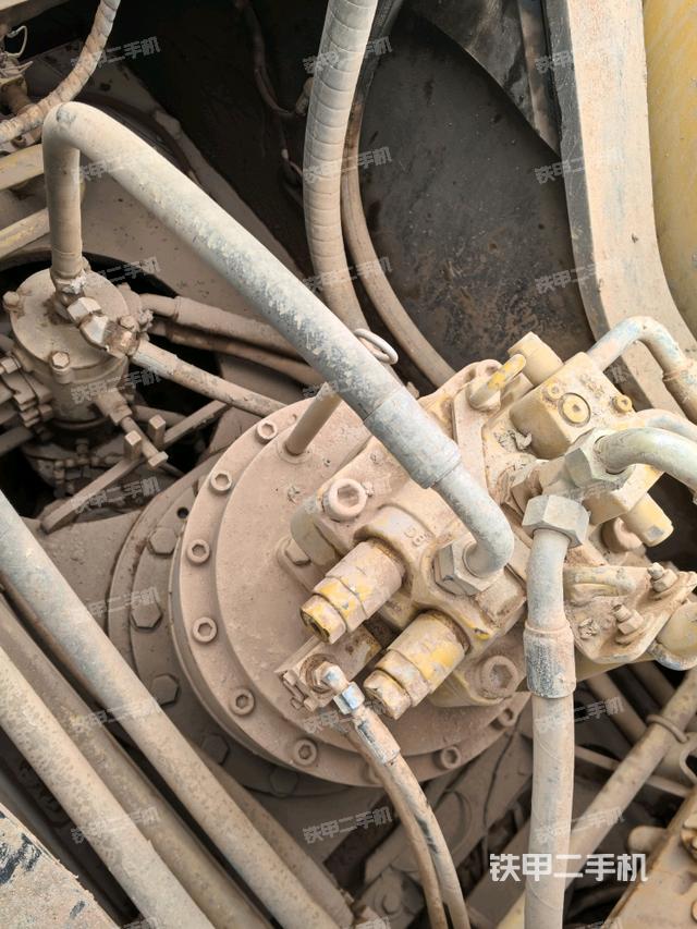 回轉(zhuǎn)馬達（上車部件）