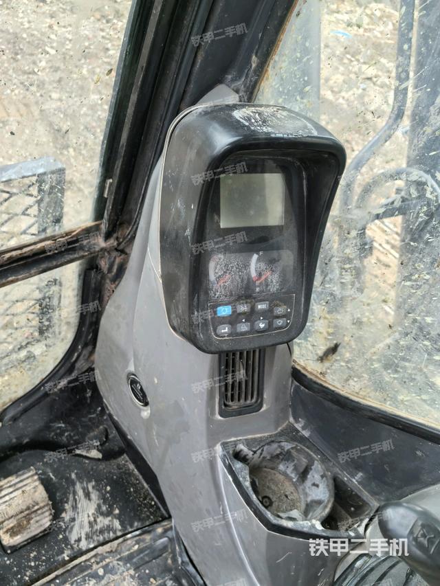 顯示屏?（駕駛室部分）