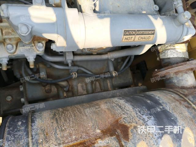 氣門室蓋螺絲特寫（上車部件）