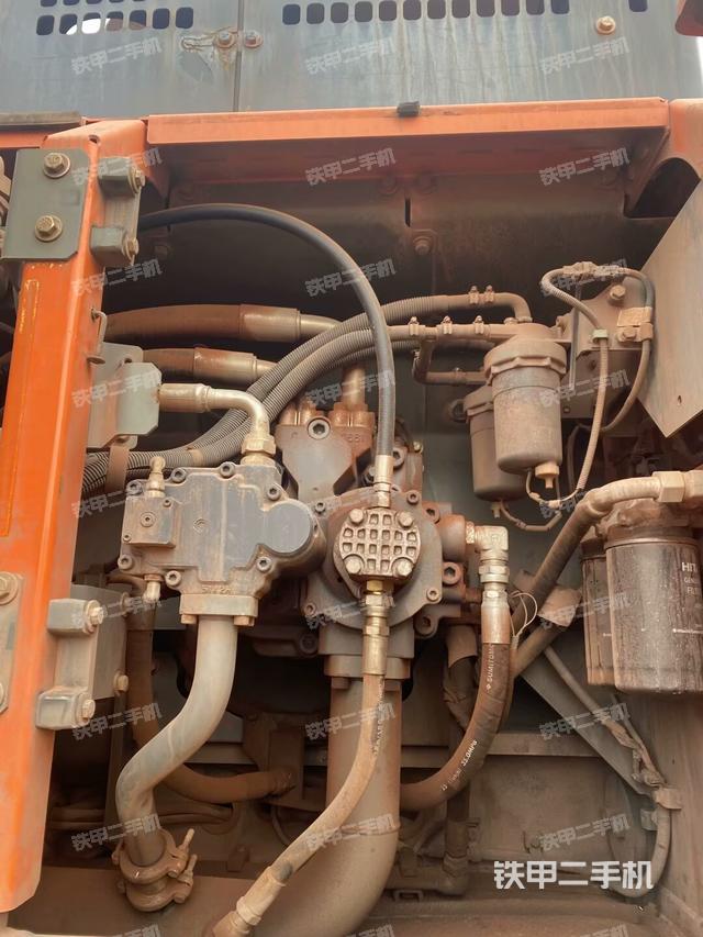 液壓泵室（大件艙室）