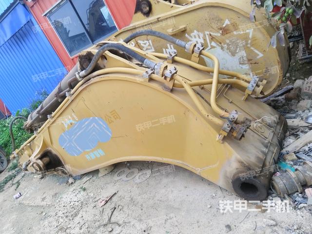 整機(jī)右后45°（設(shè)備外觀及核心部件）