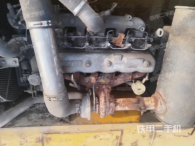 发动机整体俯视（整机外观）