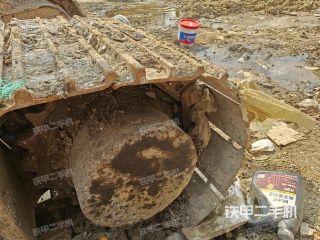 右側(cè)履帶整體（行走機(jī)構(gòu)）