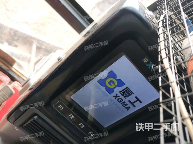 顯示屏?(駕駛室部分) 顯示屏?(駕駛室部分)