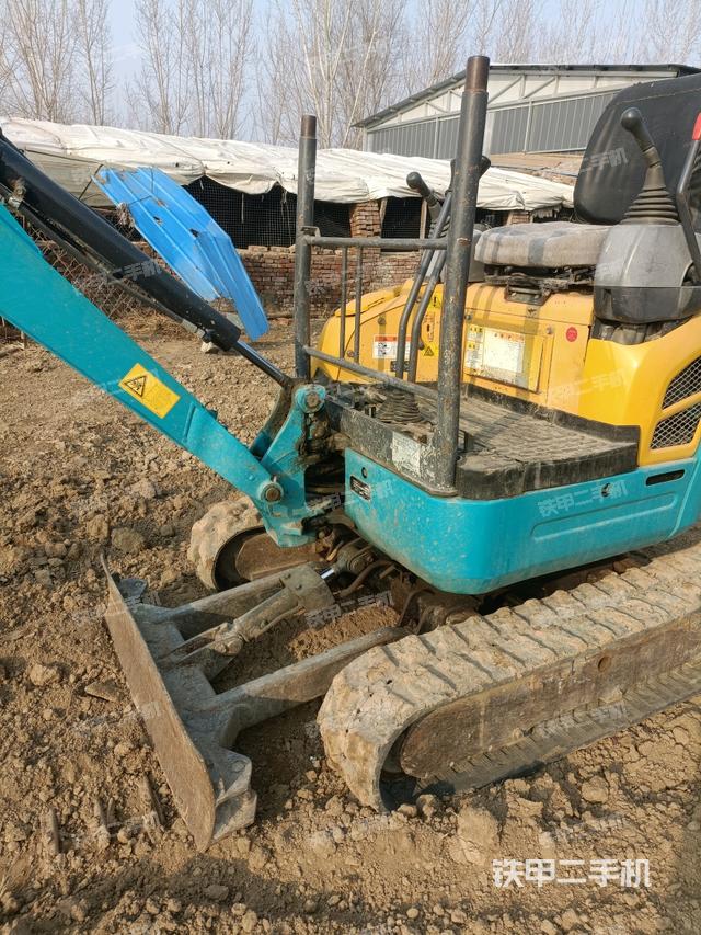 大臂根部?斜（工作和回轉(zhuǎn)裝置）