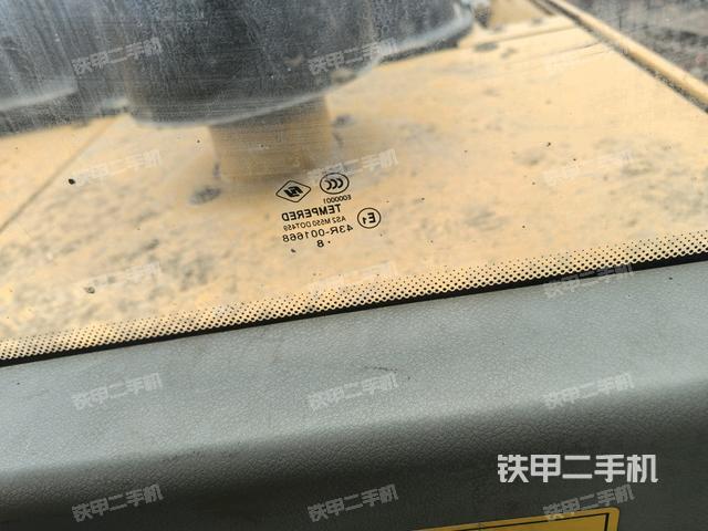 后窗玻璃角標(biāo)（駕駛室部分）