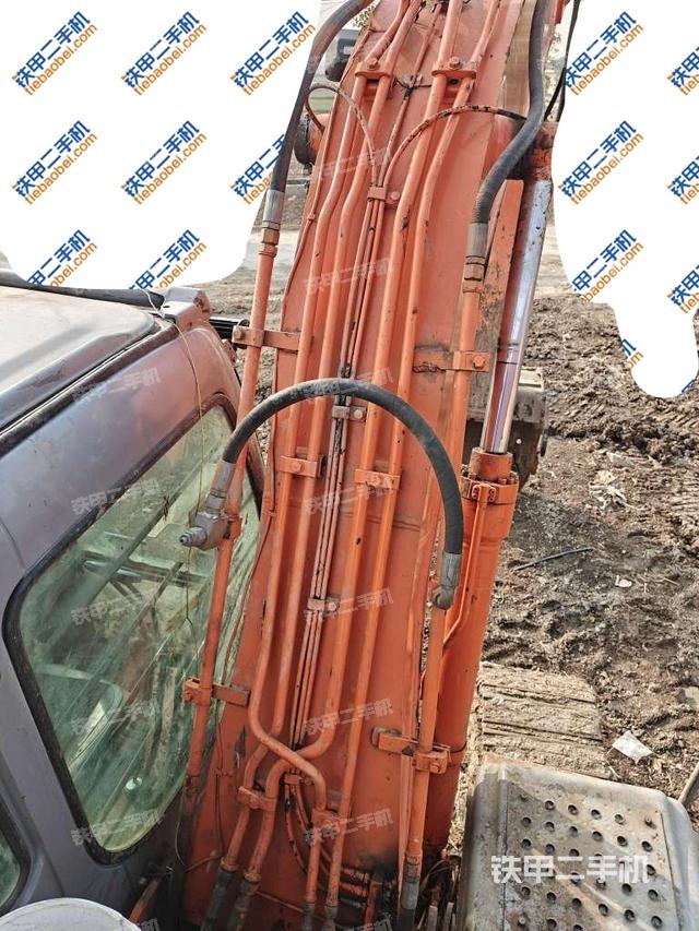 大臂背部俯視（工作和回轉裝置）