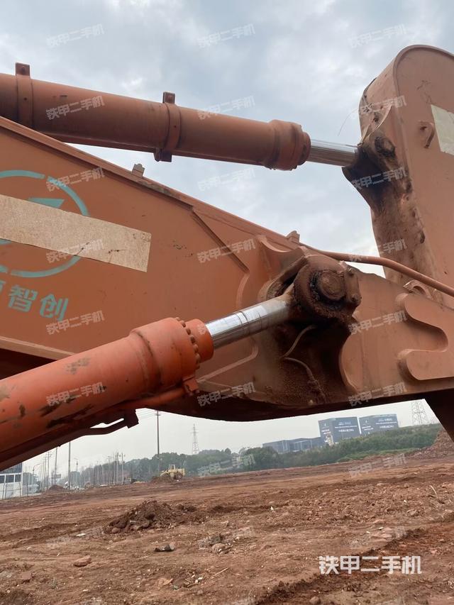 大臂整體?右側(cè)（工作和回轉(zhuǎn)裝置）