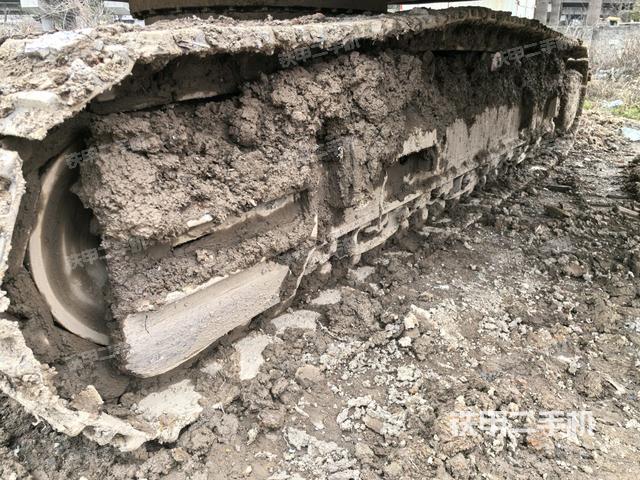 右側(cè)行走馬達蓋板（行走機構(gòu)）