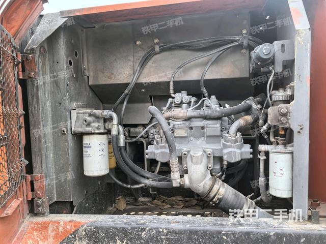 液壓泵室（大件艙室）