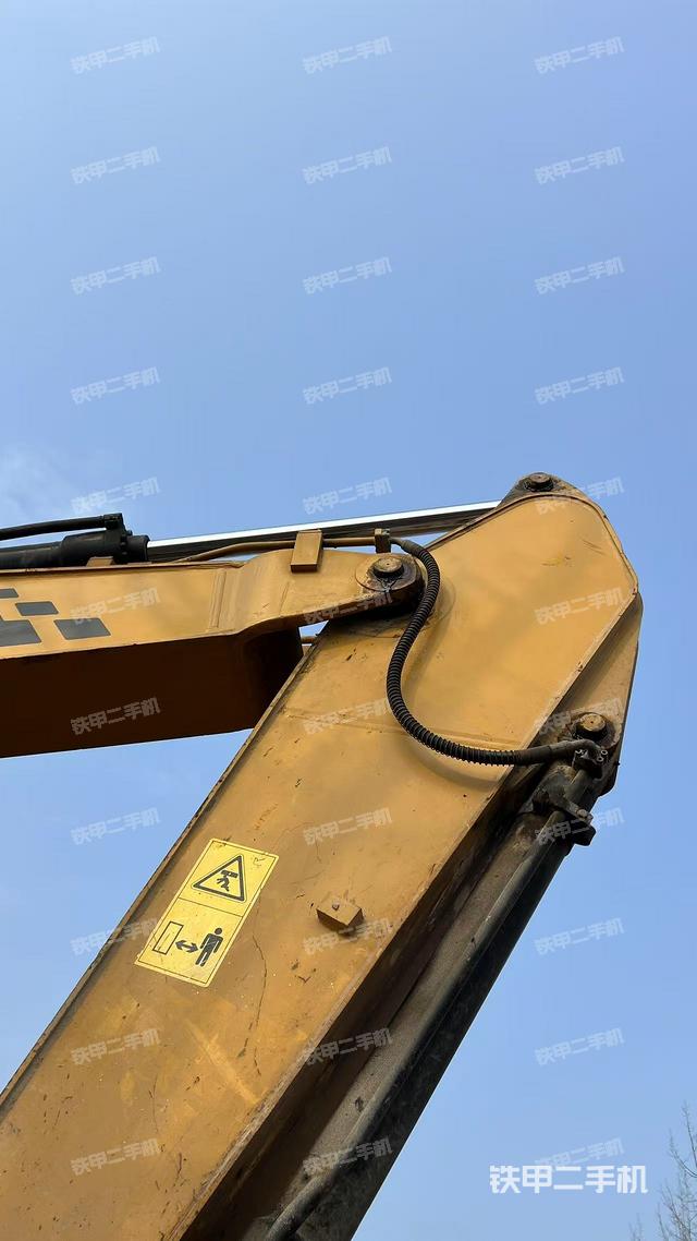 小臂整體右前（工作和回轉(zhuǎn)裝置）