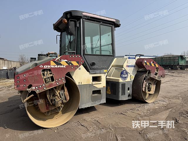 整機右后45°(設(shè)備外觀及核心部件) 整機右后45°(設(shè)備外觀及核心部件)