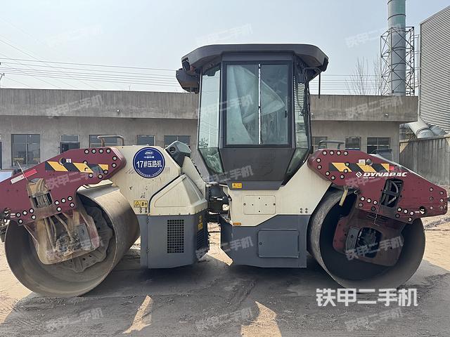 整機右側(cè)(設(shè)備外觀及核心部件) 整機右側(cè)(設(shè)備外觀及核心部件)