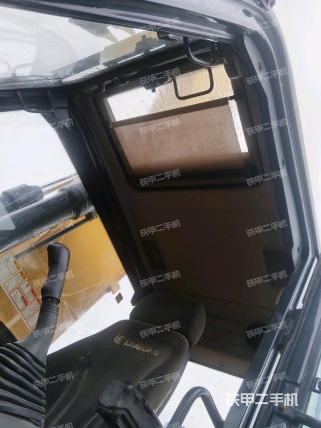 頂棚整體（駕駛室部分）