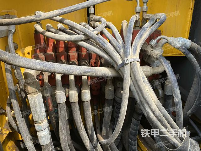 分配閥（上車部件）