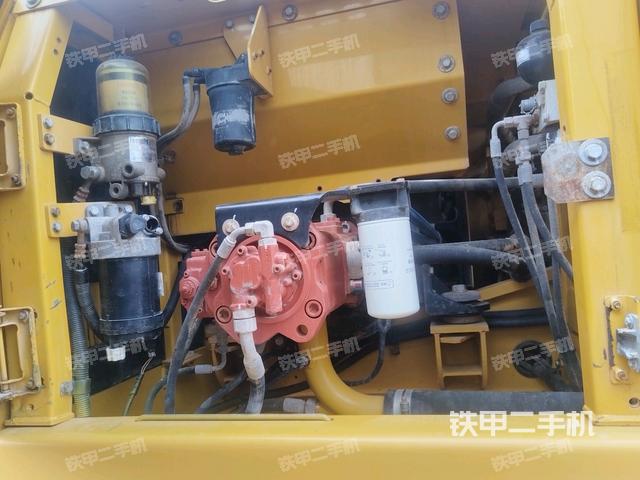 液壓泵室（大件艙室）