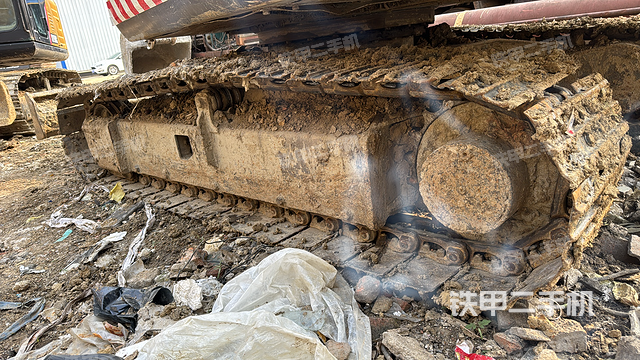 单侧履带整体（整机外观）