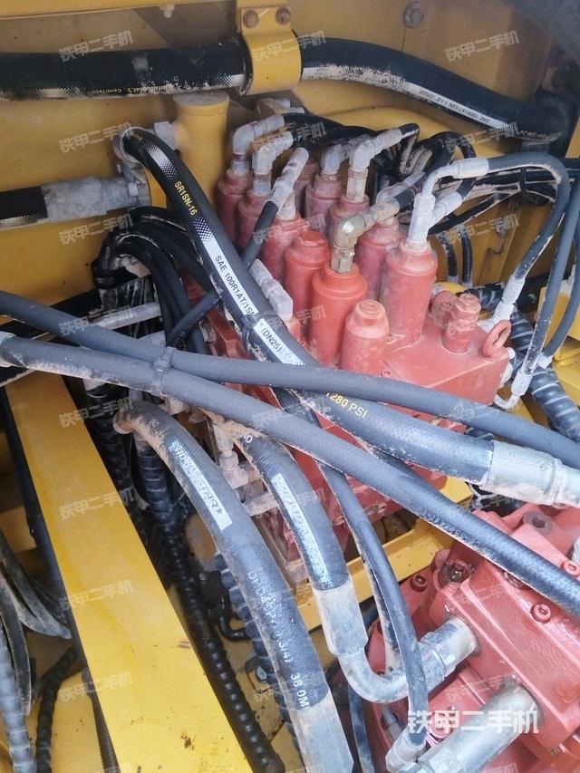 分配閥（上車部件）