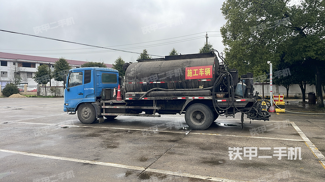 整机左侧（设备外观及核心部件）