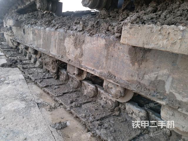 左導(dǎo)向輪（行走機(jī)構(gòu)）