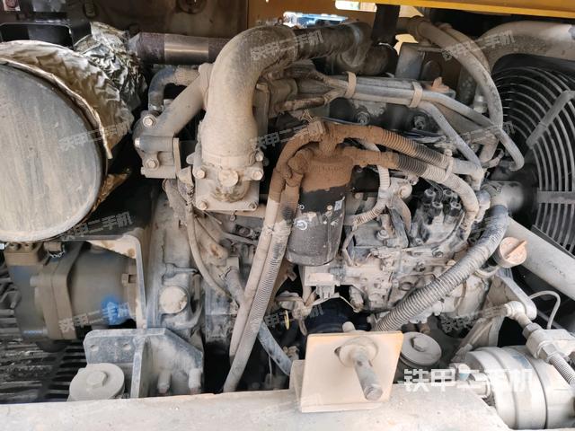 發(fā)動機室(上車部件) 發(fā)動機室(上車部件)