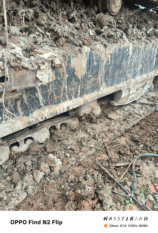 单侧履带整体（整机外观）