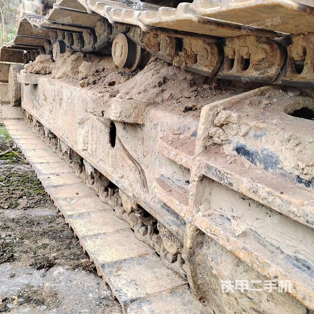 右側(cè)履帶整體（行走機構(gòu)）