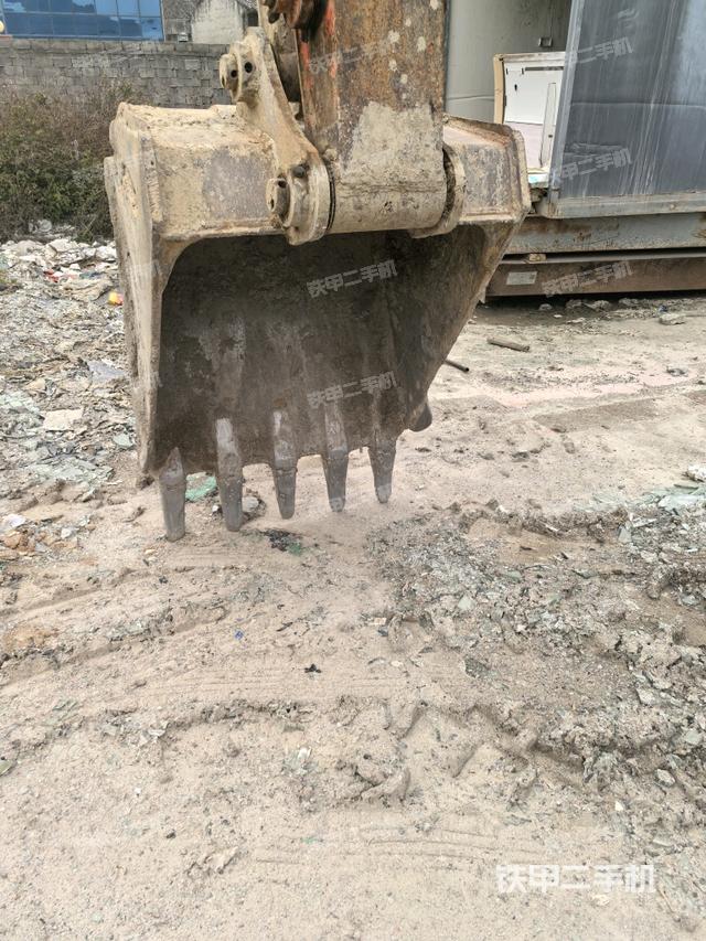 鏟斗45度（工作和回轉(zhuǎn)裝置）