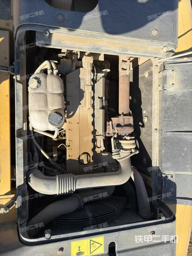 發(fā)動(dòng)機(jī)整體俯視（整機(jī)外觀）