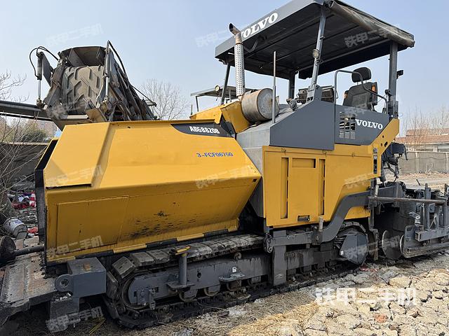 整機(jī)左側(cè)(設(shè)備外觀及核心部件) 整機(jī)左側(cè)(設(shè)備外觀及核心部件)