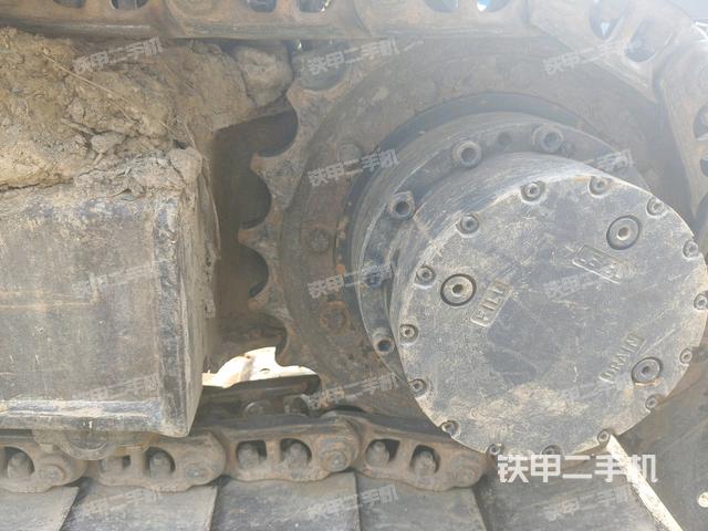 左側(cè)行走馬達(dá)蓋板（行走機(jī)構(gòu)）