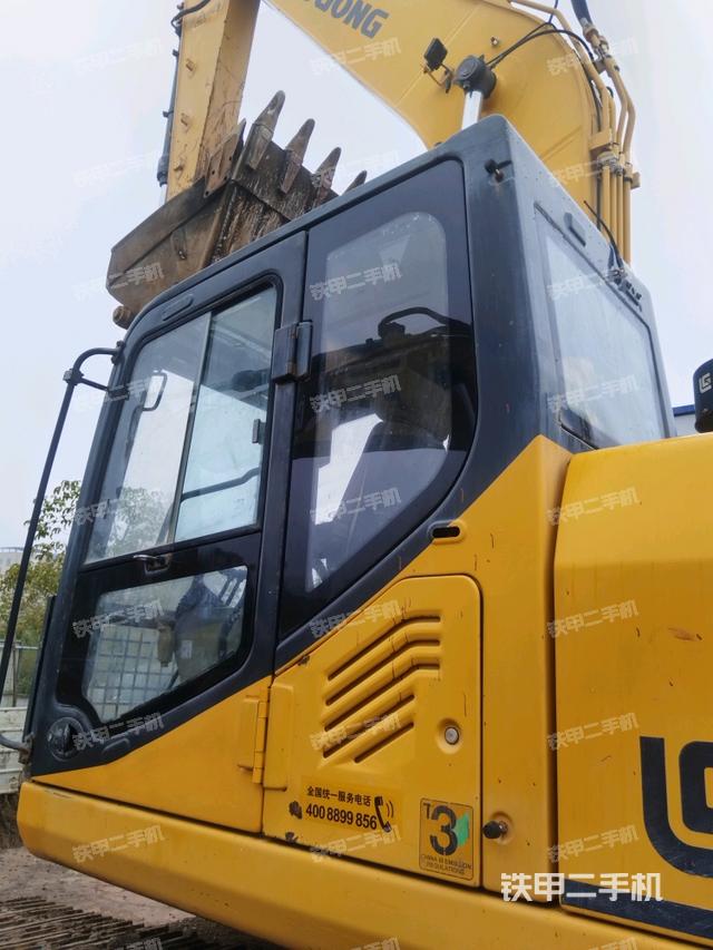 駕駛室正側(cè)（駕駛室部分）