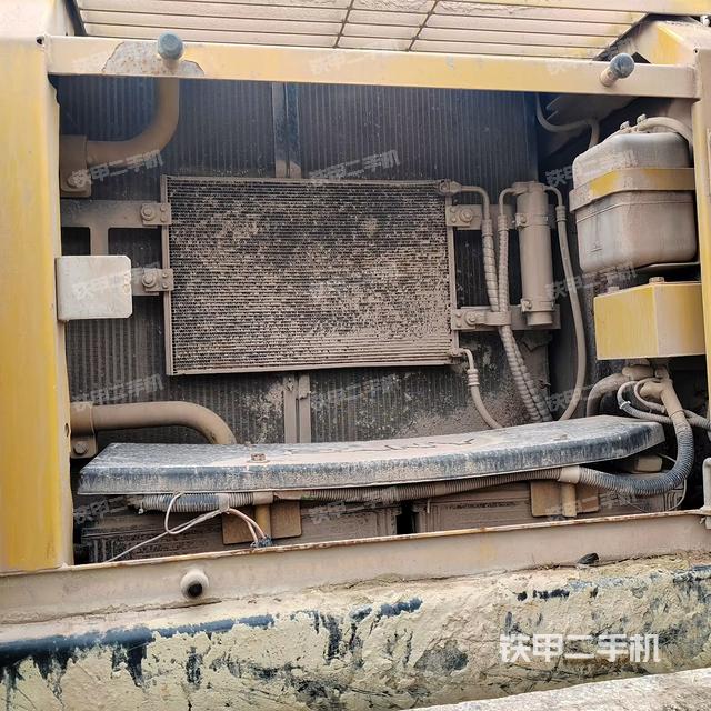 散熱器正面（大件艙室）