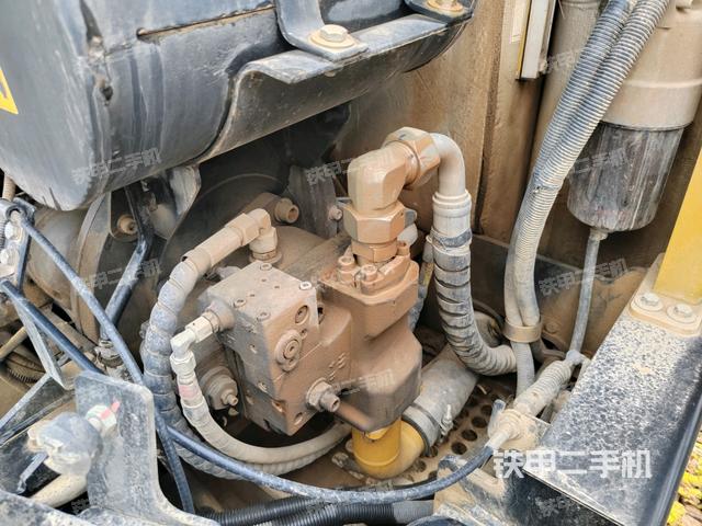 液壓泵室（大件艙室）