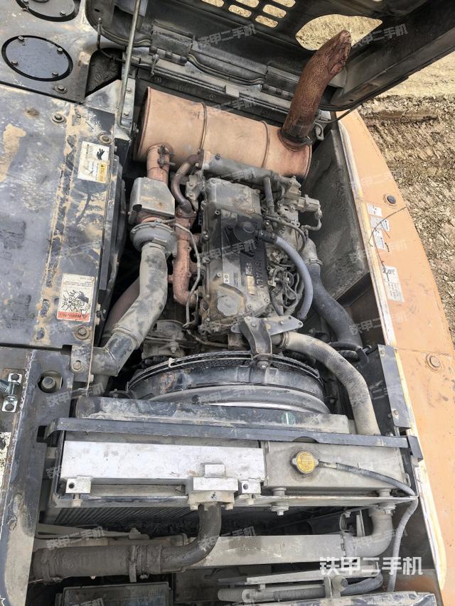 發(fā)動(dòng)機(jī)室(上車部件) 發(fā)動(dòng)機(jī)室(上車部件)