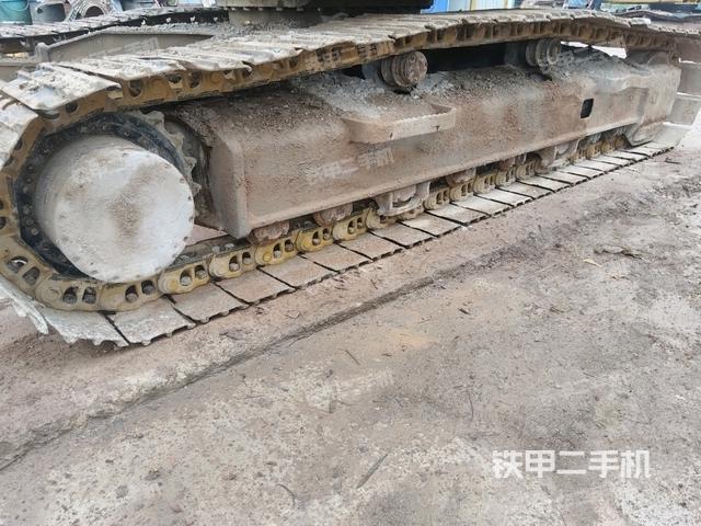 右側(cè)履帶整體（行走機(jī)構(gòu)）