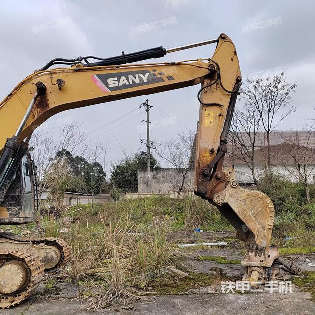 大臂整體?右側(cè)（工作和回轉(zhuǎn)裝置）