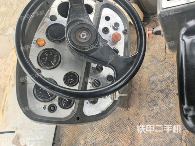 后玻璃角標(biāo)（壓路機(jī)駕駛室）