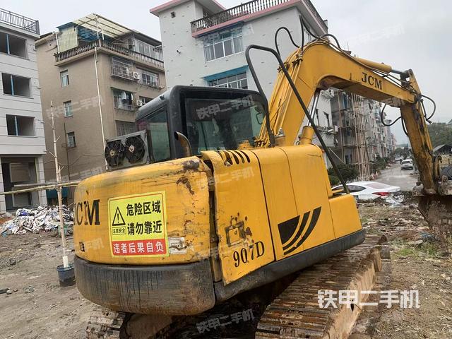 整機(jī)右后45°(整機(jī)外觀) 整機(jī)右后45°(整機(jī)外觀)