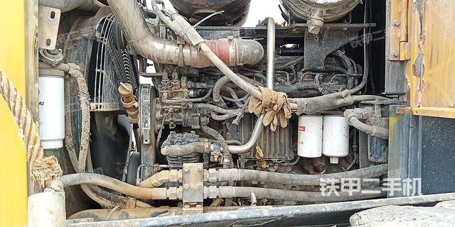 发动机右侧（整机外观及大件）