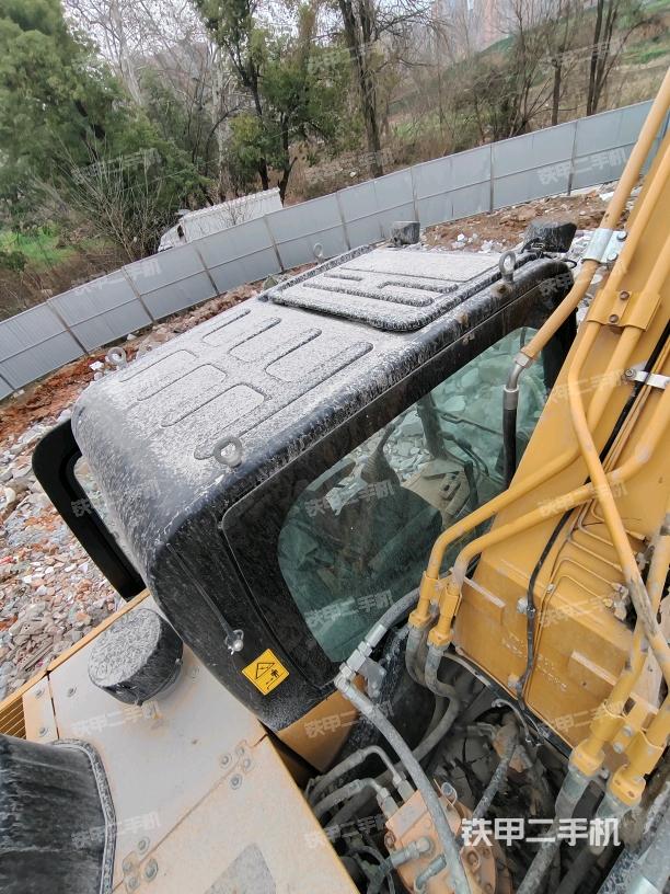 駕駛室頂部俯視（上車部件）