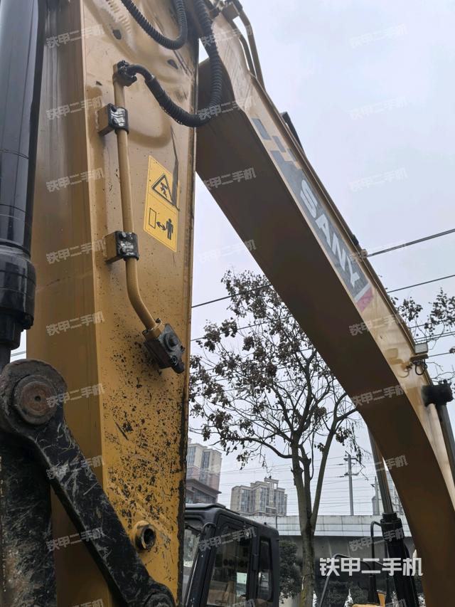 小臂整體左后（工作和回轉(zhuǎn)裝置）