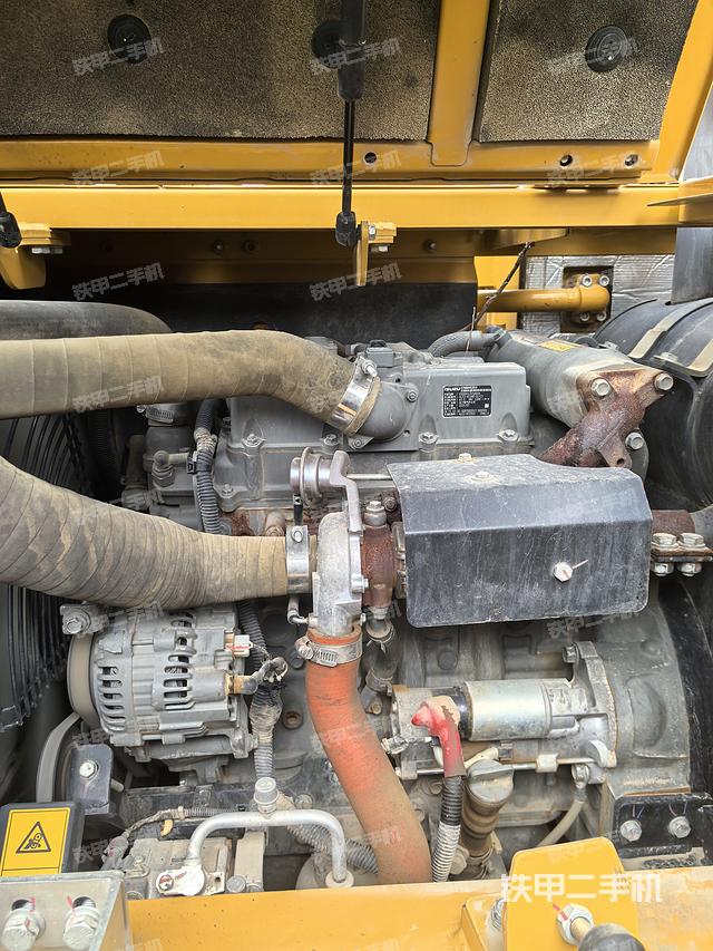 发动机整体俯视（整机外观）