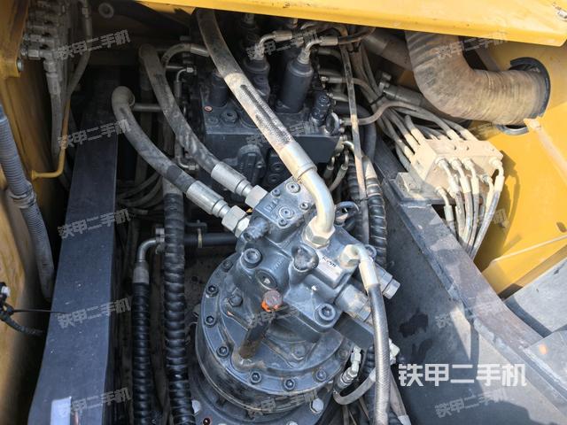 駕駛室頂部俯視（上車部件）