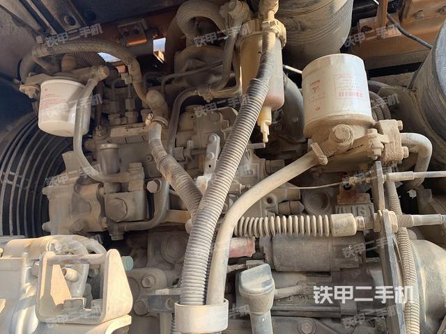 發(fā)動機整體俯視(整機外觀) 發(fā)動機整體俯視(整機外觀)