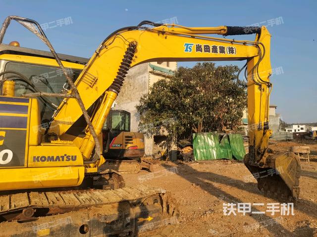 大臂整體?右側(cè)(工作和回轉(zhuǎn)裝置) 大臂整體?右側(cè)(工作和回轉(zhuǎn)裝置)