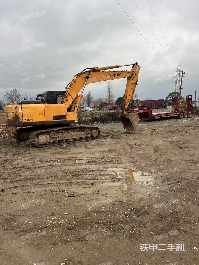 整機(jī)右后45°(整機(jī)外觀) 整機(jī)右后45°(整機(jī)外觀)