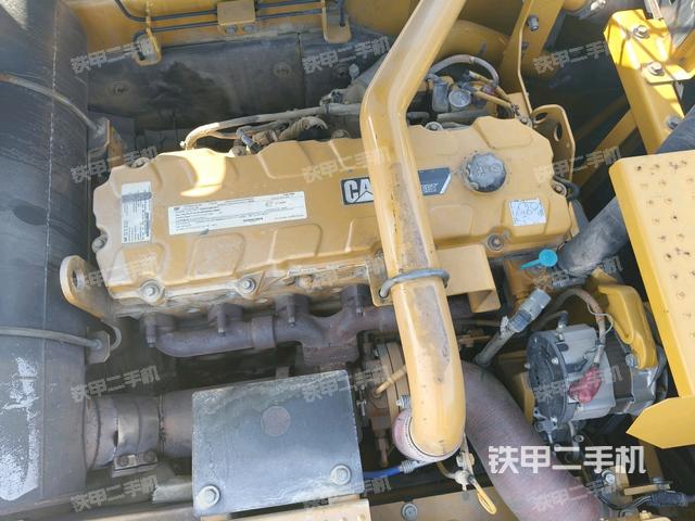 發(fā)動(dòng)機(jī)室(上車部件) 發(fā)動(dòng)機(jī)室(上車部件)