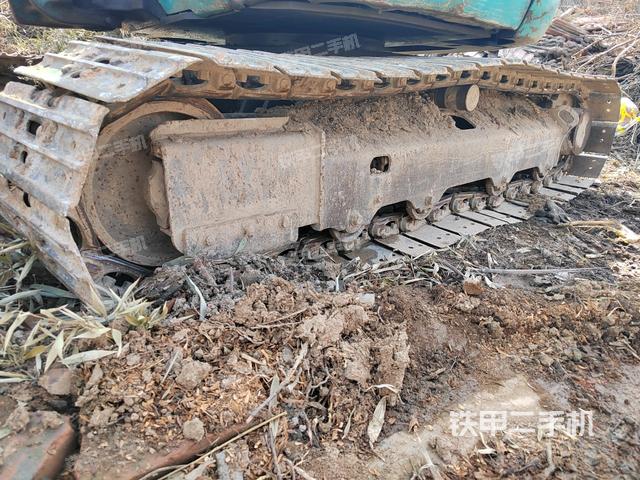 單側(cè)履帶整體（整機(jī)外觀）