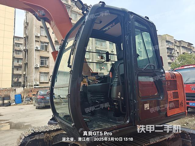 驾驶室整体（整机外观）